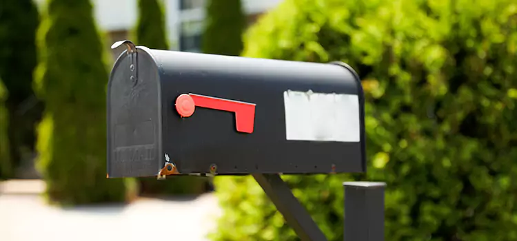 Secure Mailboxes for Packages Adelanto